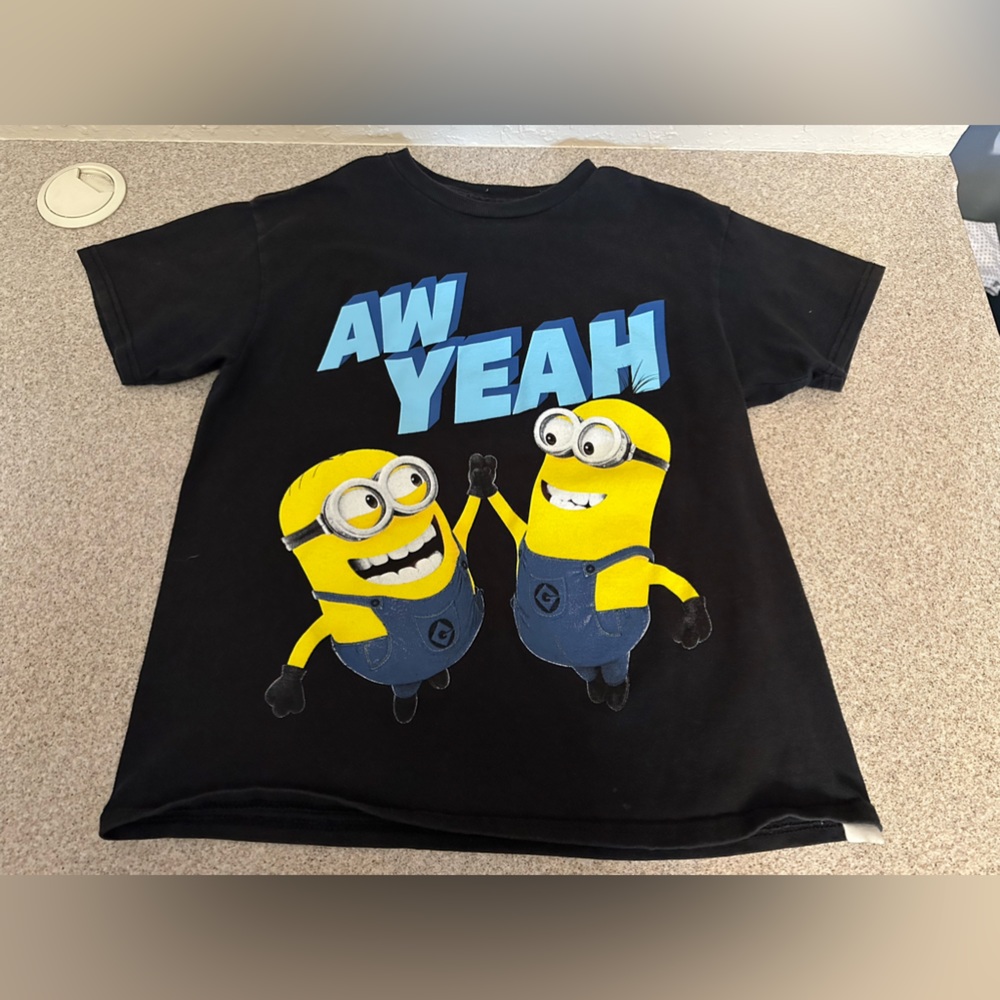 Despicable Me Short Sleeve Tee Shirt Black Size Small